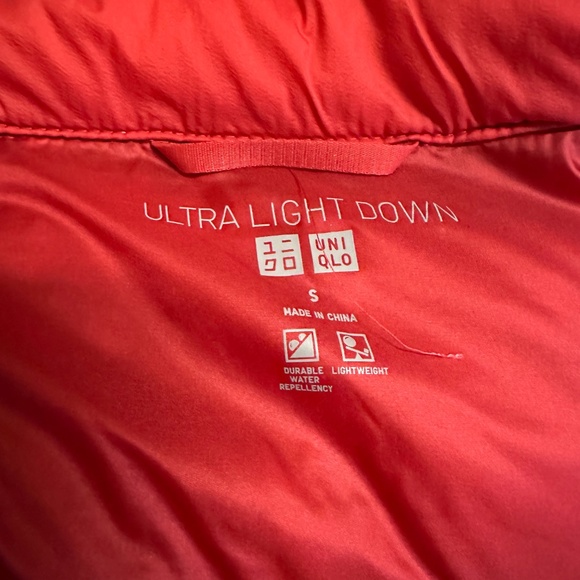 Uniqlo down jacket small - Picture 4 of 4
